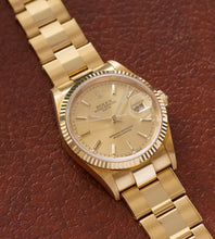 Afbeelding in Gallery-weergave laden, Rolex Oyster Perpetual Date 15238 + Box &amp; Papers (2005)
