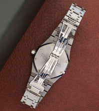 Load image into Gallery viewer, Audemars Piguet Royal Oak 14790ST &#39;Grey Dial&#39; (B+P)
