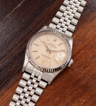 Afbeelding in Gallery-weergave laden, Rolex Datejust 16234 &#39;Silver/Creamy Tapestry Dial&#39;&#39; (1995)
