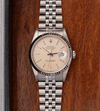 Afbeelding in Gallery-weergave laden, Rolex Datejust 16234 &#39;Silver/Creamy Tapestry Dial&#39;&#39; (1995)
