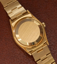 Load image into Gallery viewer, Rolex Oyster Perpetual Date 15238 + Box &amp; Papers (2005)
