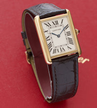 Afbeelding in Gallery-weergave laden, Cartier Tank Solo &#39;Large&#39; 3167 (Full-Set / 2019)
