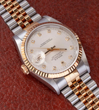 Afbeelding in Gallery-weergave laden, Rolex Datejust 16233 &#39;Silver Diamond Dial&#39; (1991)
