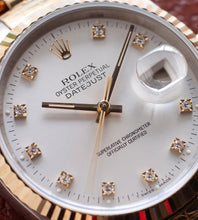 Afbeelding in Gallery-weergave laden, Rolex Datejust 16233 &#39;Silver Diamond Dial&#39; (1991)
